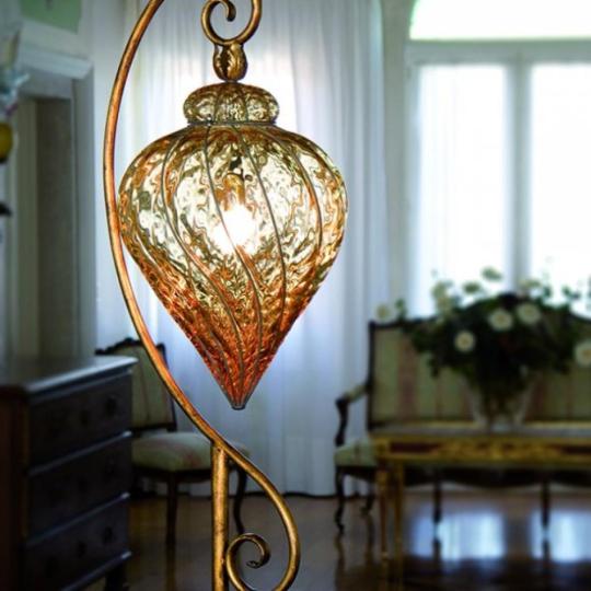 muranoi uveg allolampa arany szajjal fujt lampa olasz toszkan kastely lampa villa elegans luxus siru magyarorszag lameridiana lakberendezes exkluziv.jpg